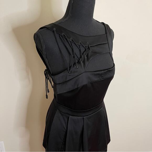 BCBGMaxAzria Shoelace Peplum Dress Black Size 6 - Picture 5 of 9